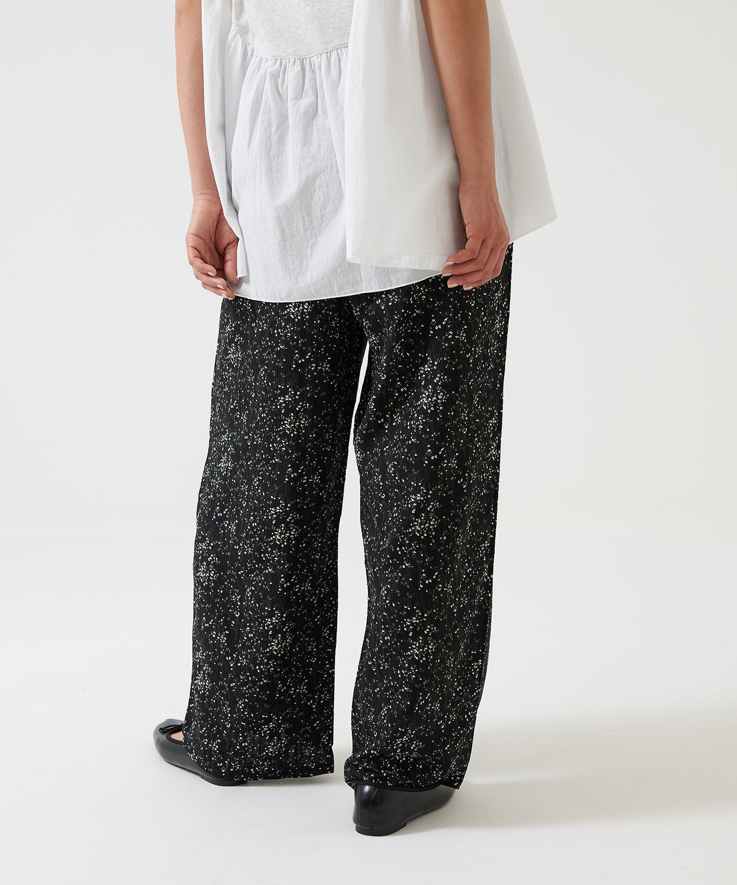 Easy Pattern Wide Pants