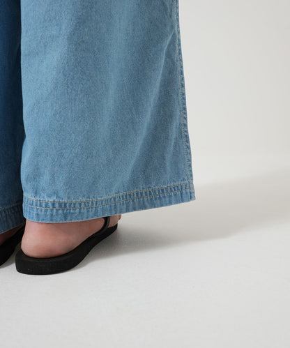 Wide easy denim pants