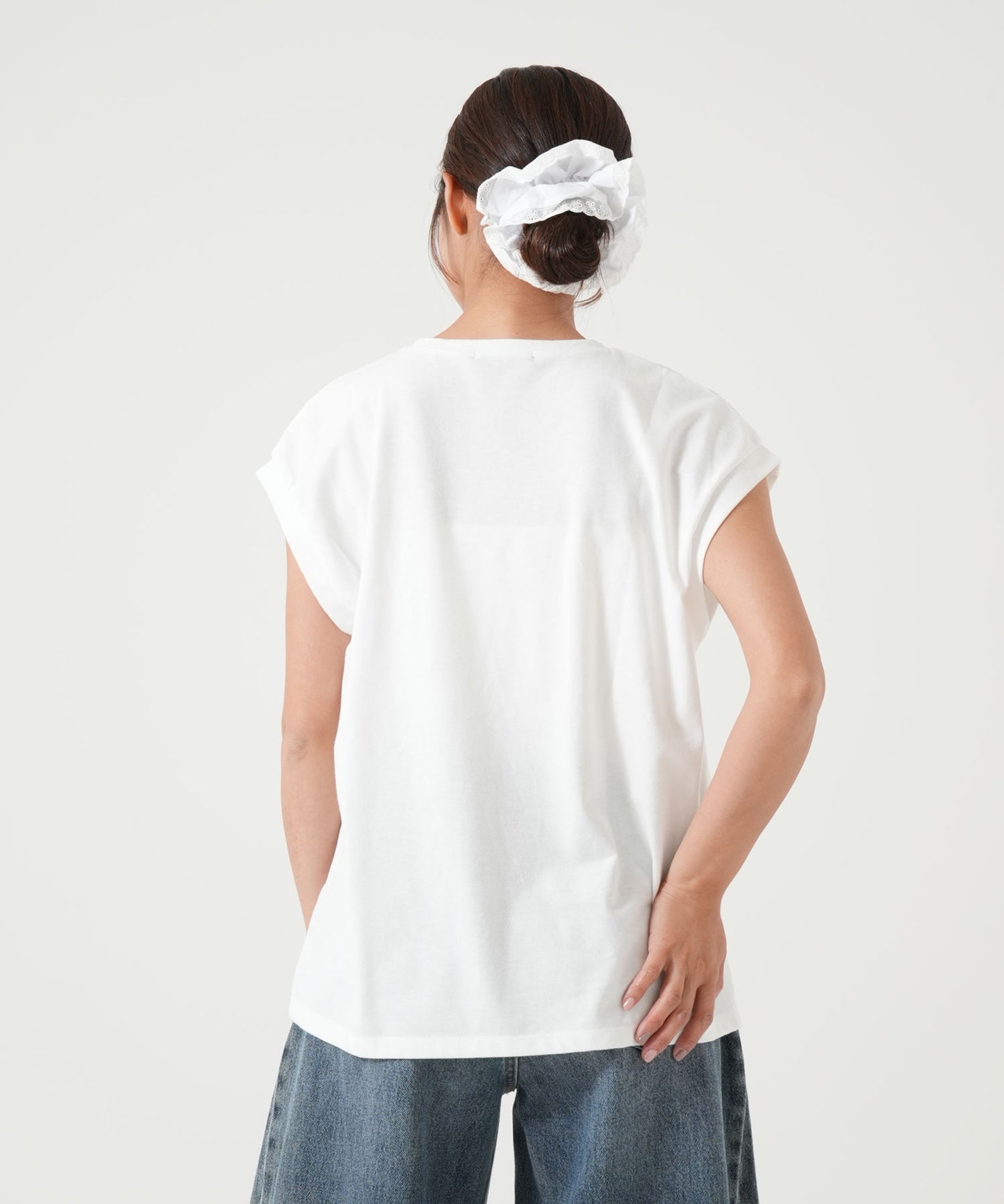 ホワイト / 162cm / FREE