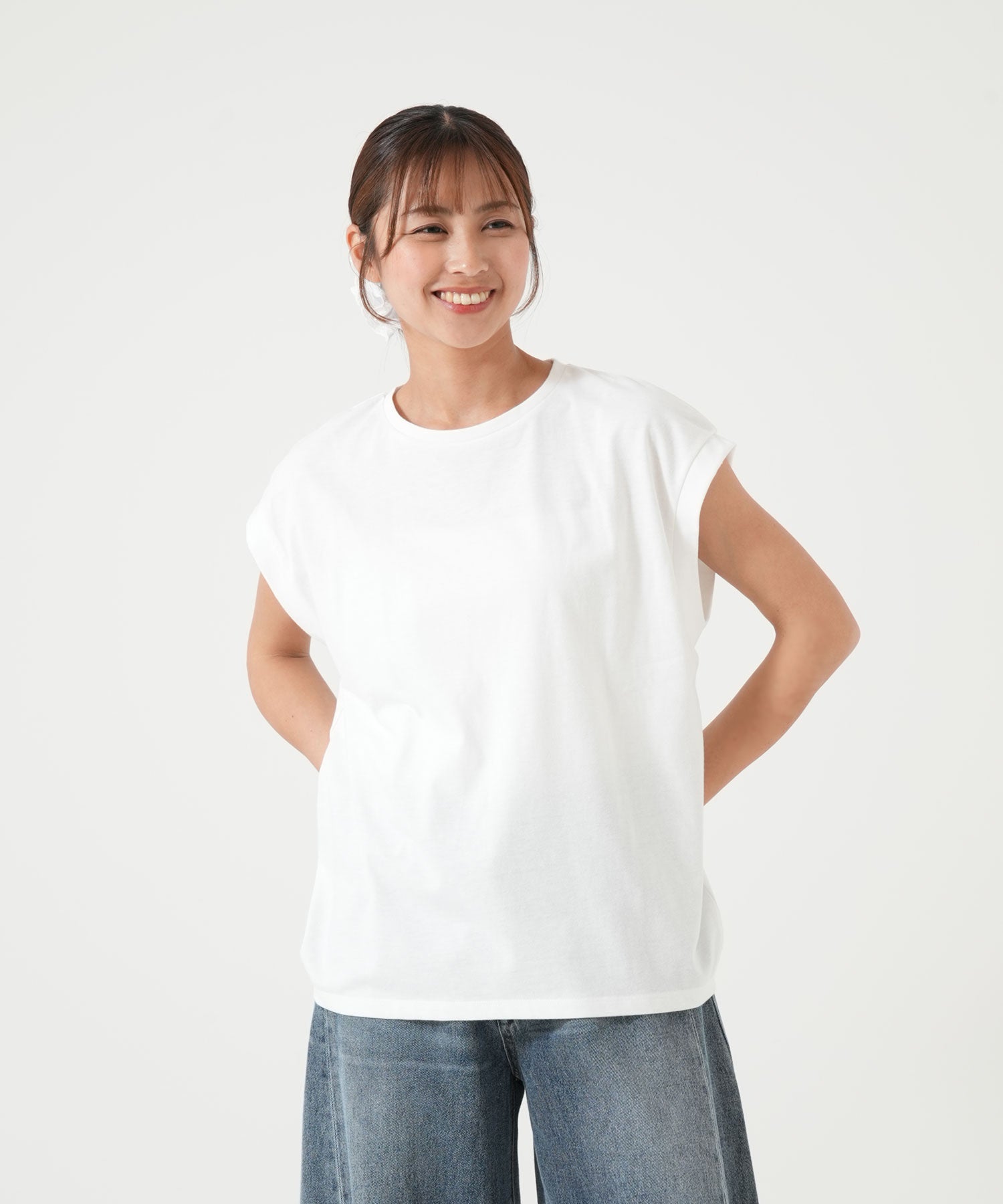 ホワイト / 162cm / FREE