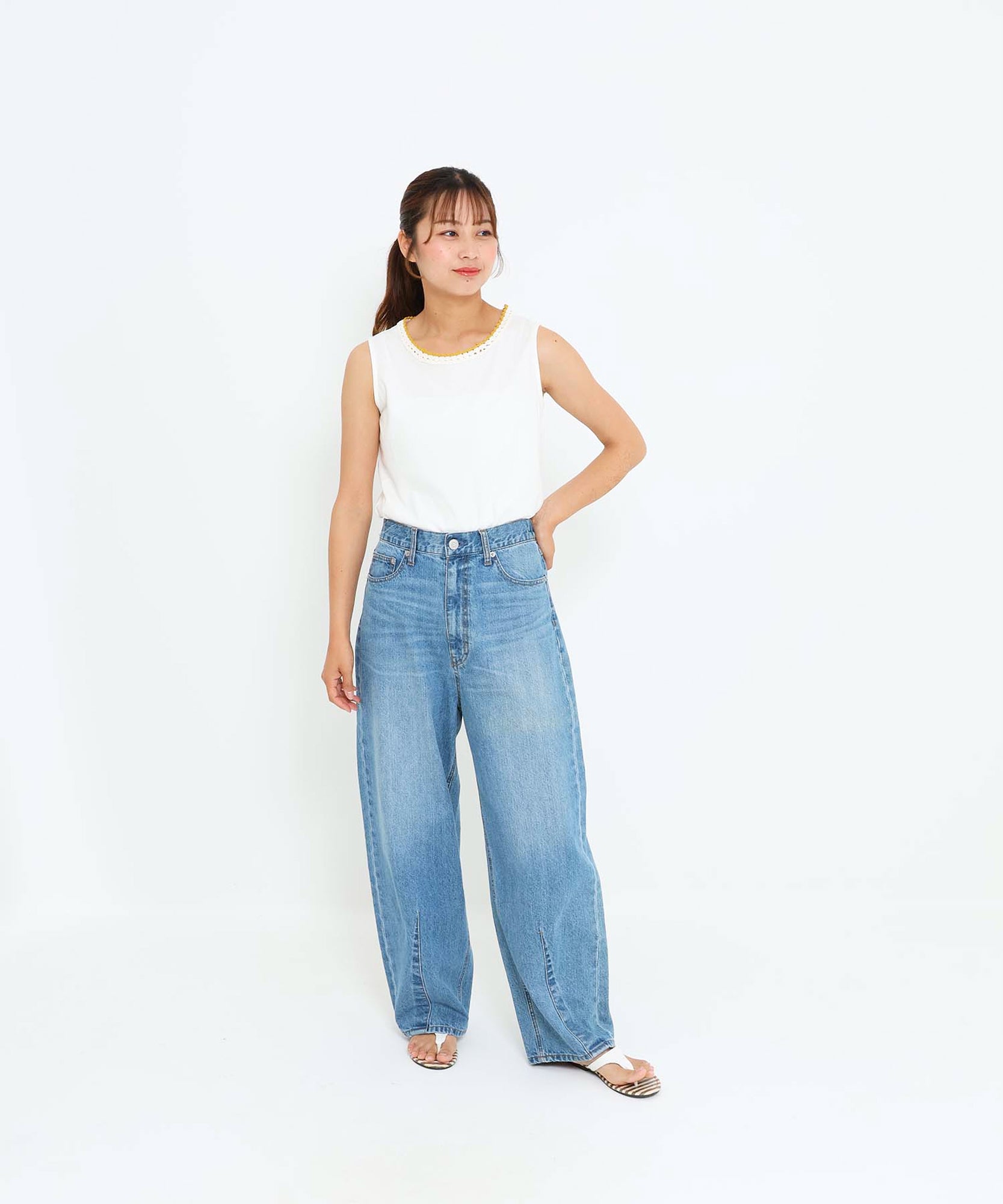 ホワイト / 162cm / FREE