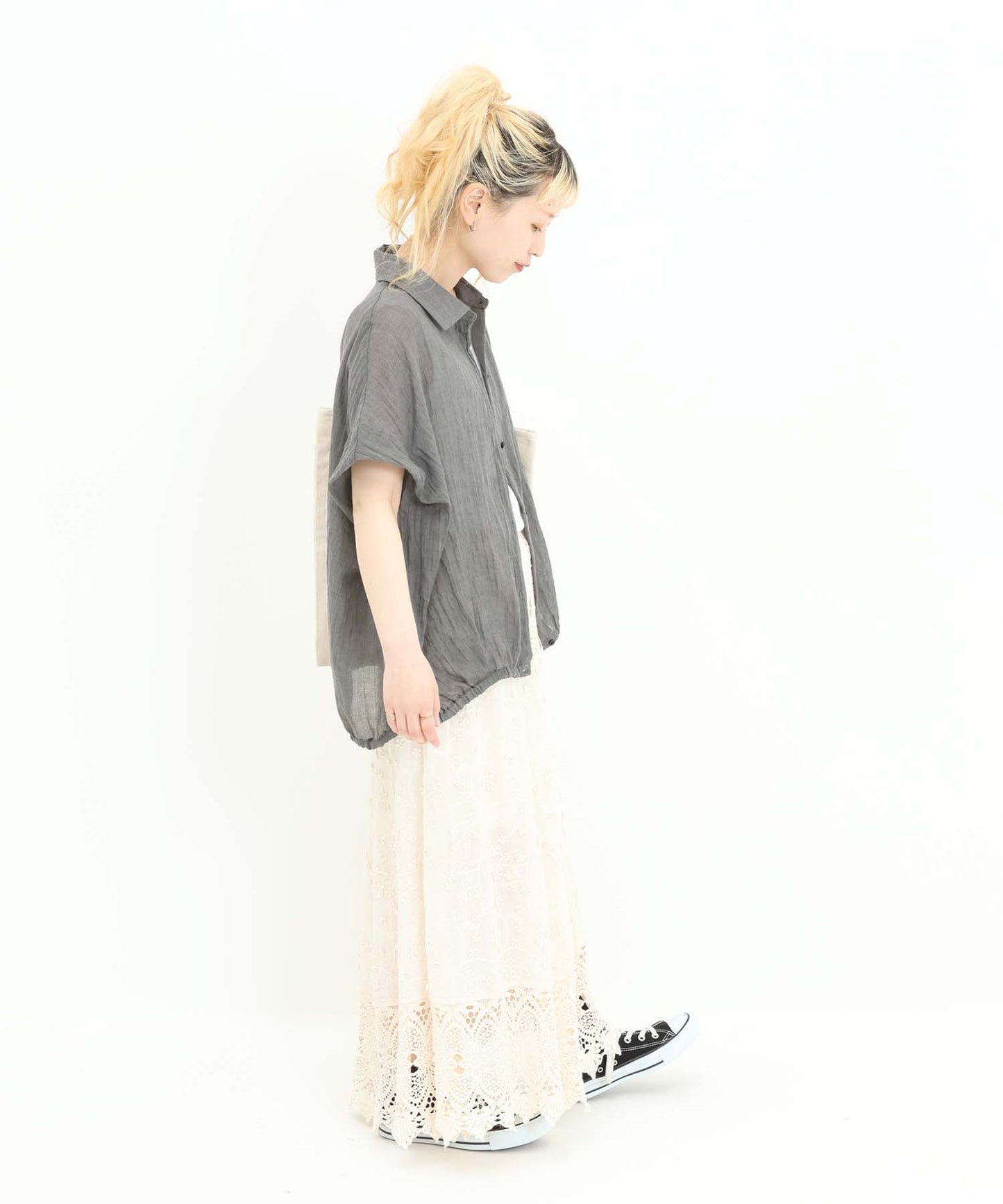 《7月8日入荷予定》前開きドルマンブラウス