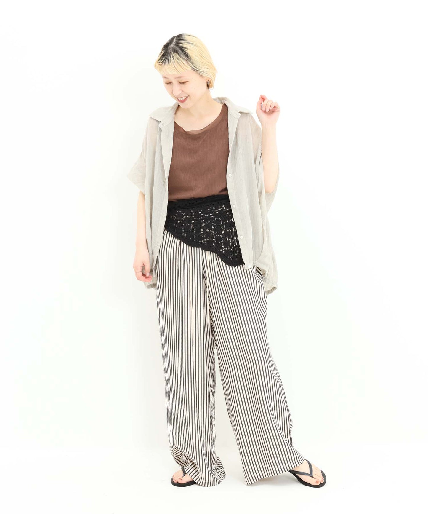 《7月8日入荷予定》前開きドルマンブラウス