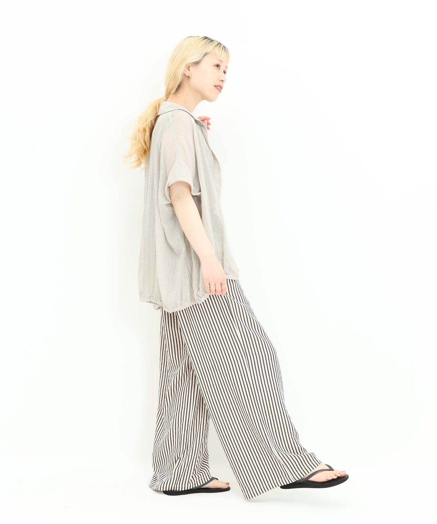《7月8日入荷予定》前開きドルマンブラウス