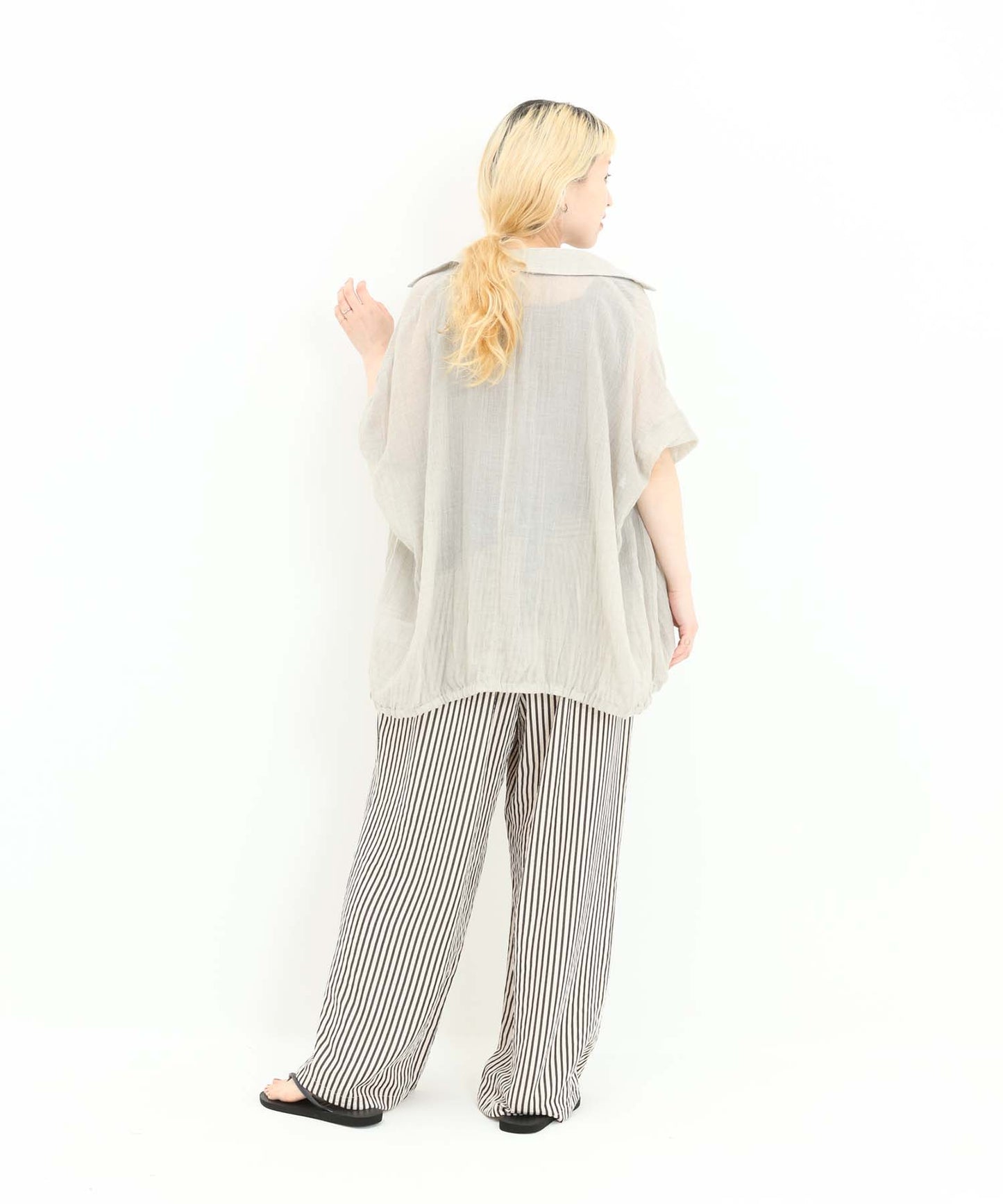 《7月8日入荷予定》前開きドルマンブラウス