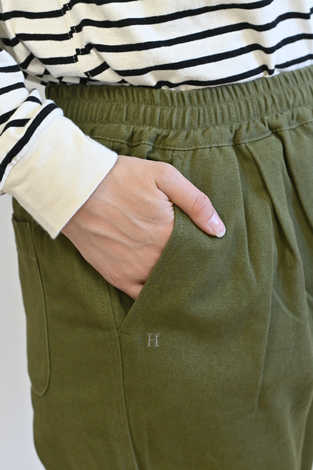 綿ツイルタックパンツ
