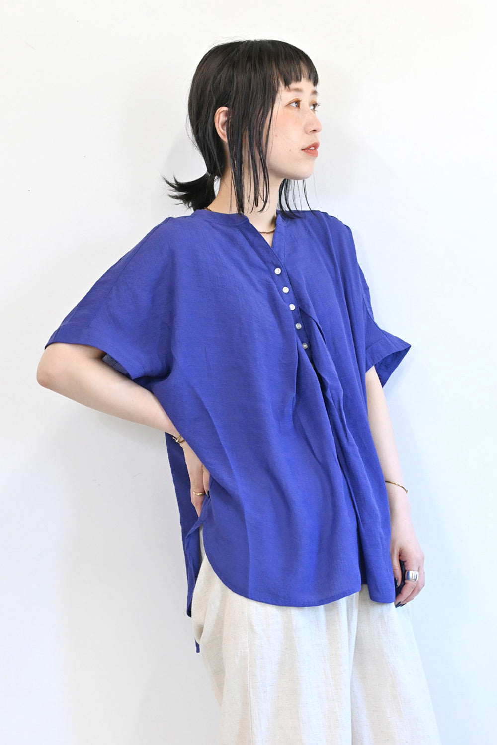 まとめ買いクーポン対象／≪SALE≫TRスラブタック多釦スキッパー