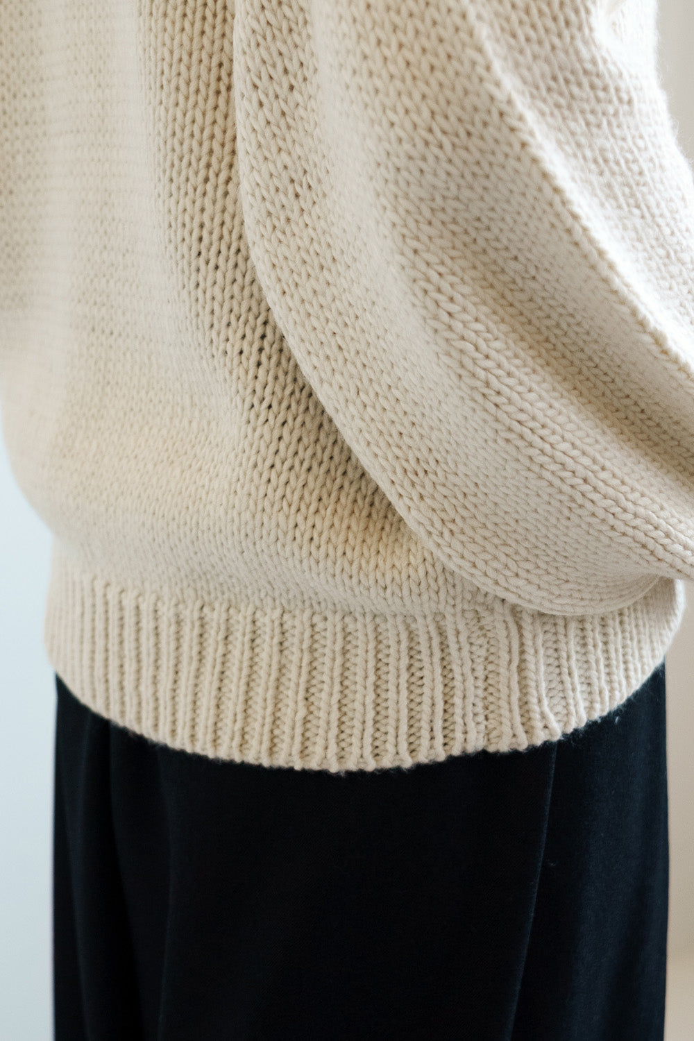 ≪SALE≫Roving Knit V-Neck Cardigan