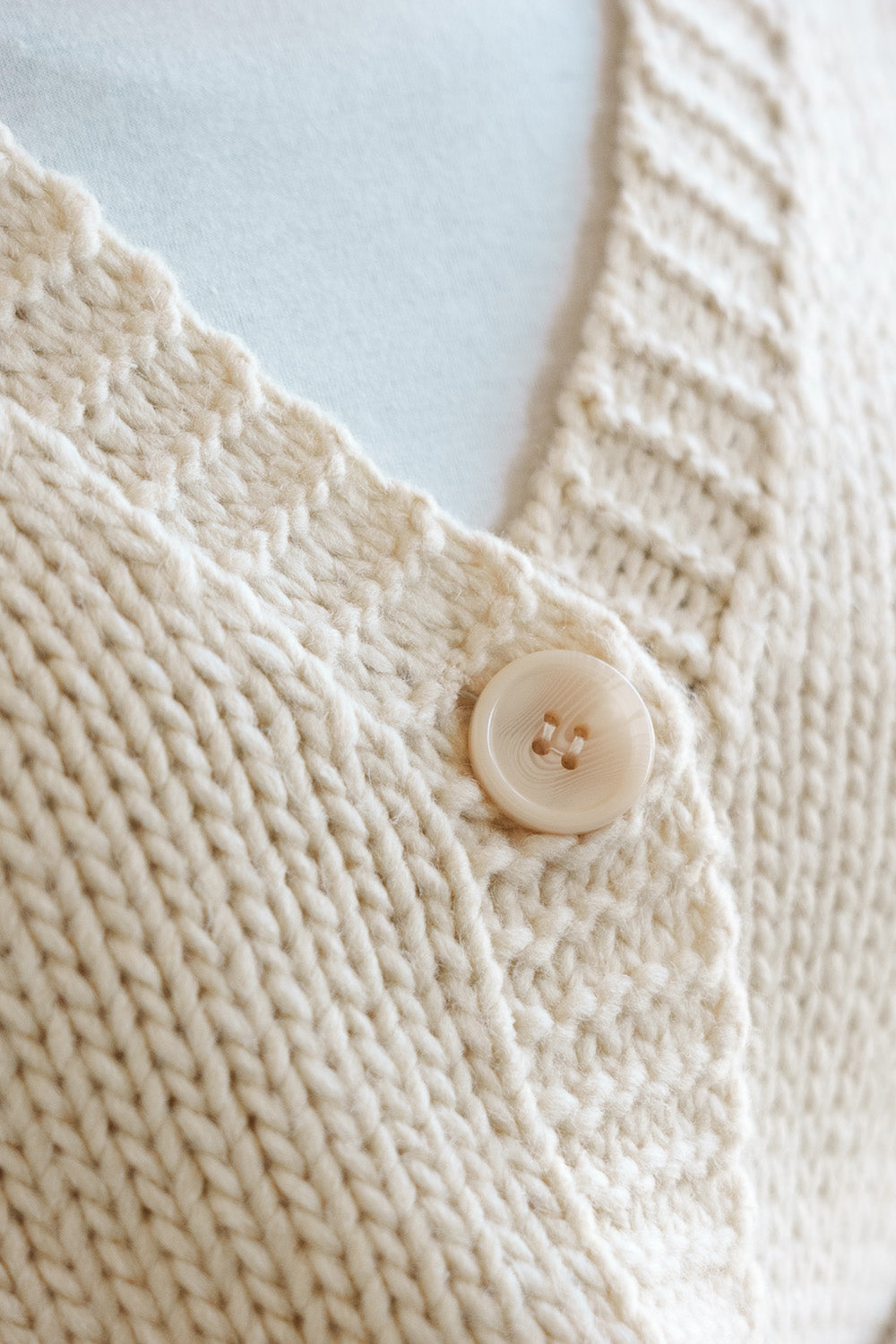 ≪SALE≫Roving Knit V-Neck Cardigan