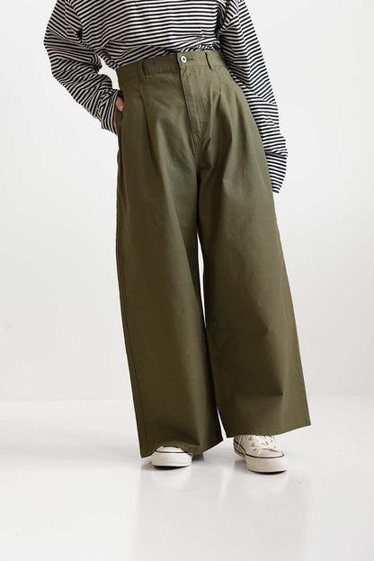 ≪SALE≫Wide Tuck Baggy Pants