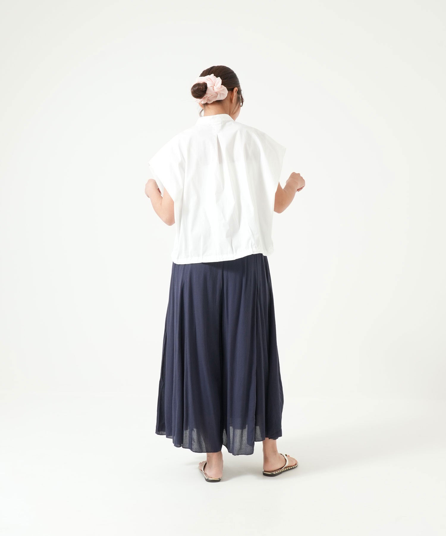 ホワイト / 162cm / FREE