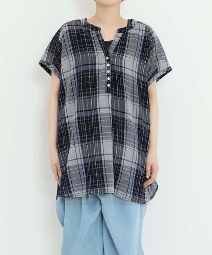 この画像が実物に最も近いお色味です。
