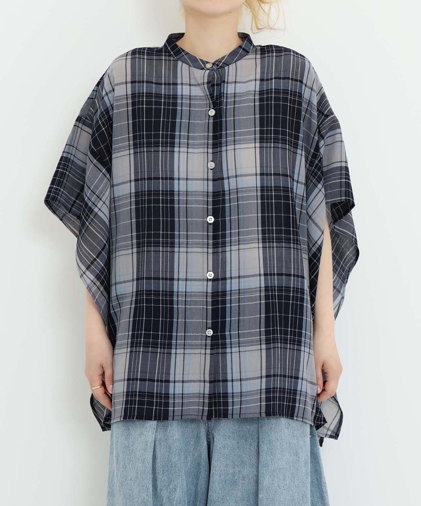 この画像が実物に最も近いお色味です。