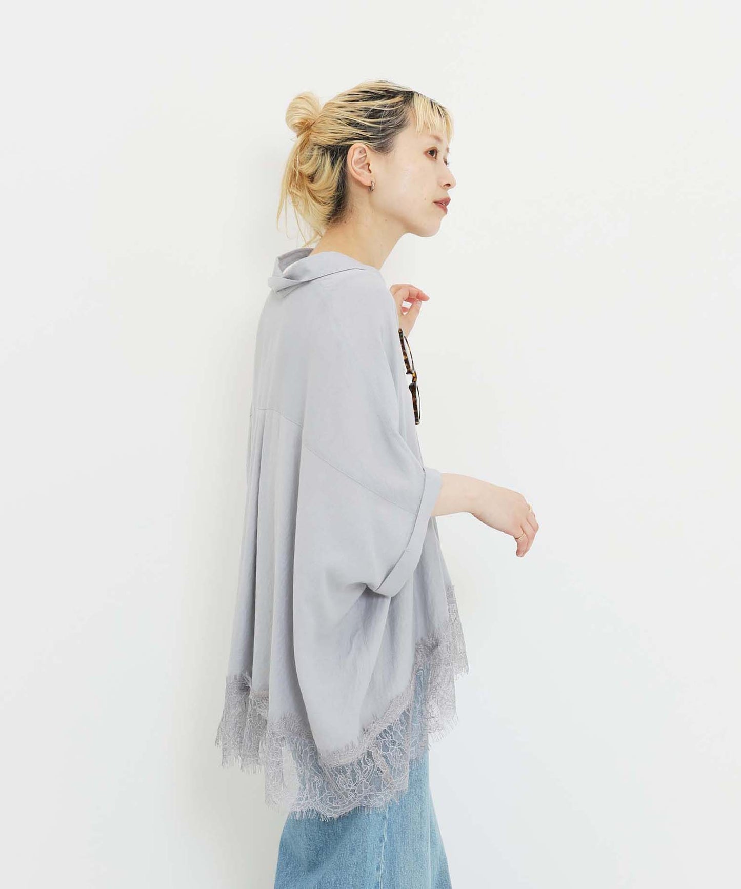 《7月3日入荷予定》裾レーススキッパーブラウス