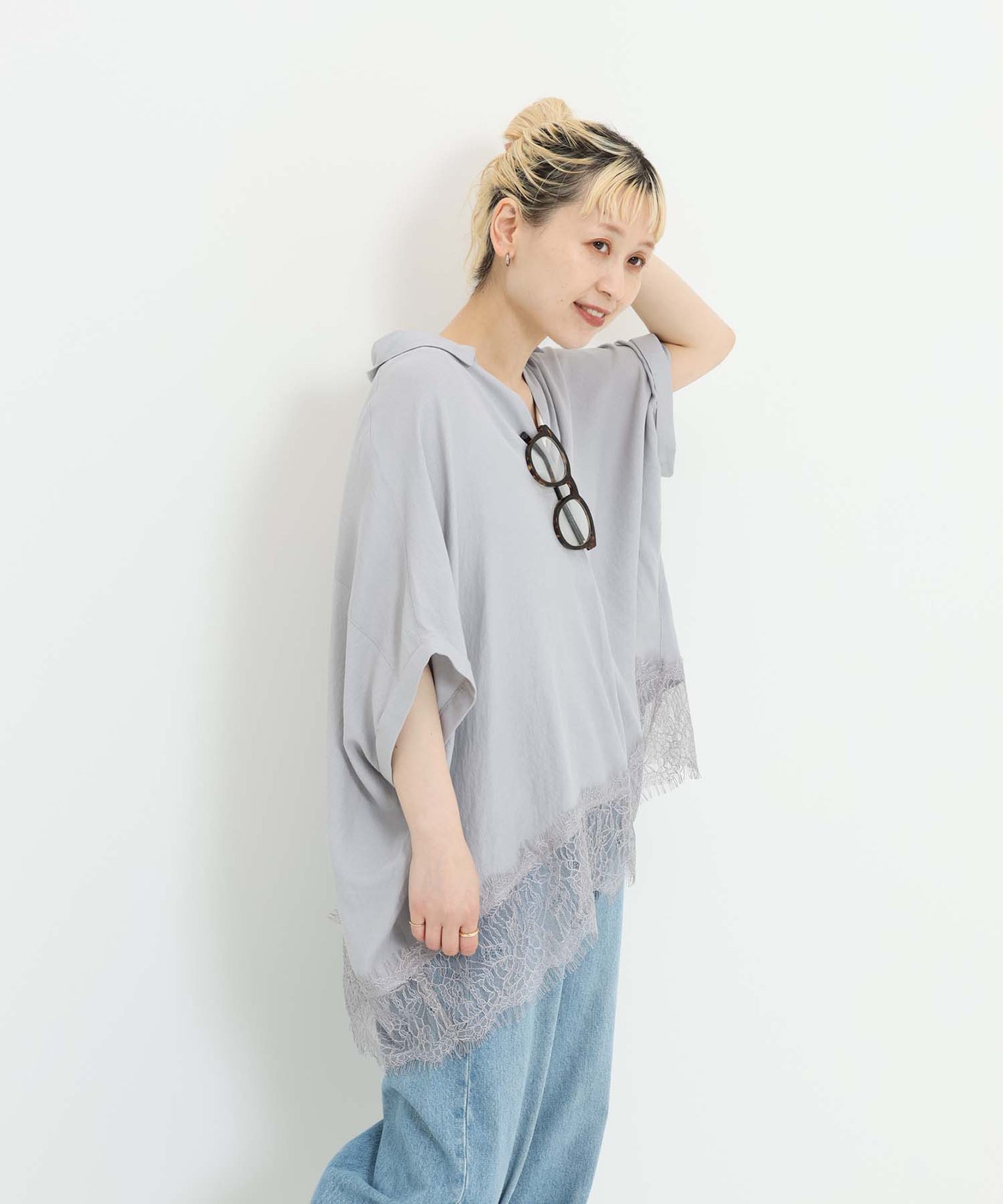 《7月3日入荷予定》裾レーススキッパーブラウス