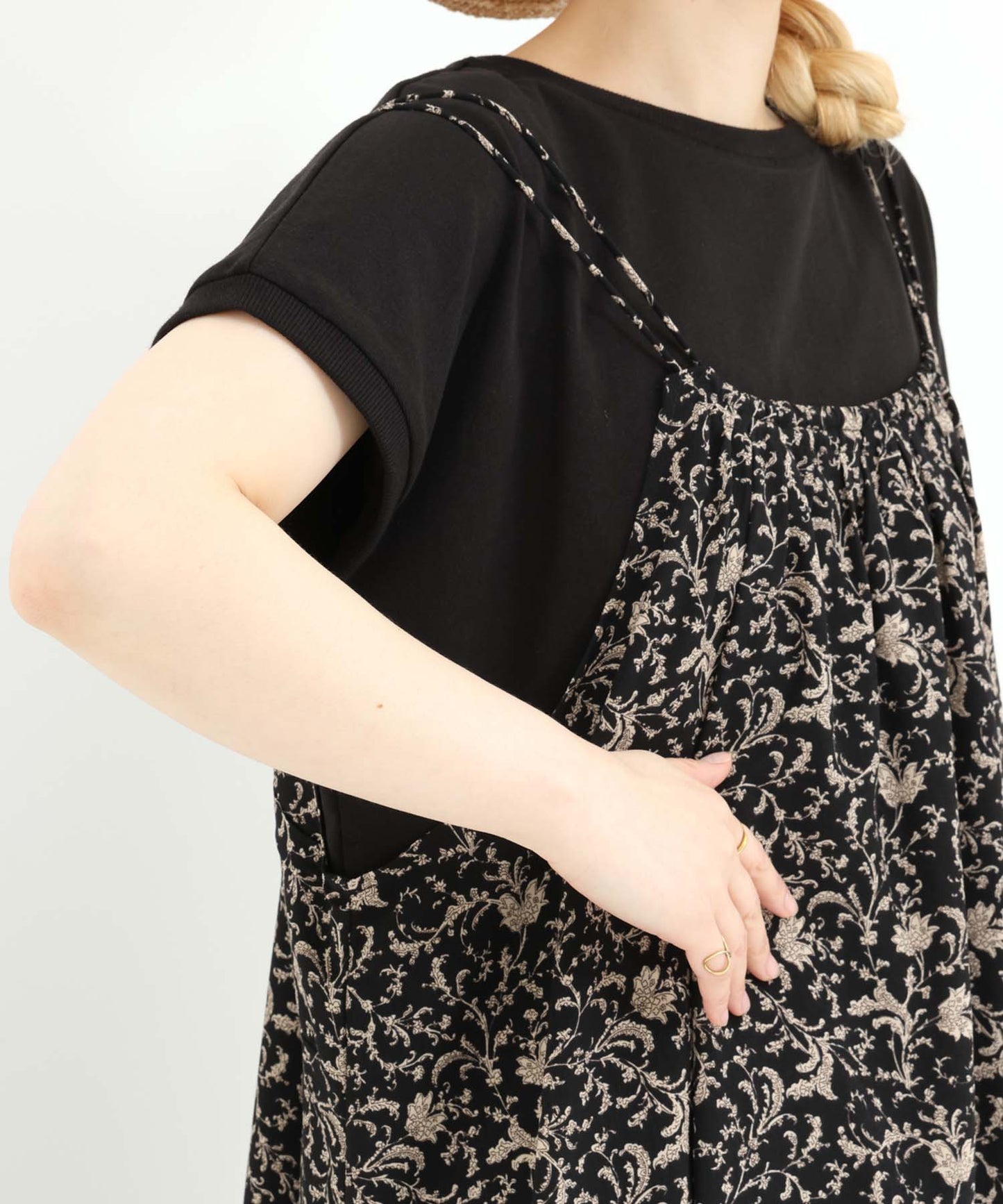 《7月10日入荷予定》プリントギャザーキャミワンピース