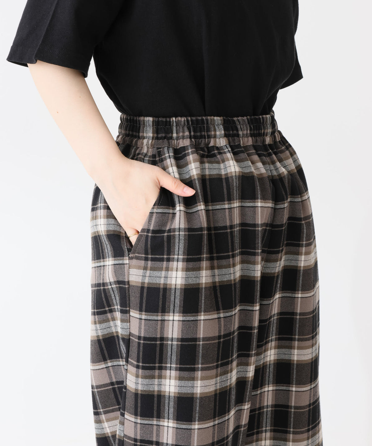 《近日発売》TRセミワイドパンツ