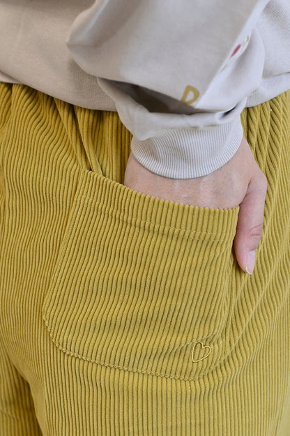 カットコーディロイタックワイドパンツ