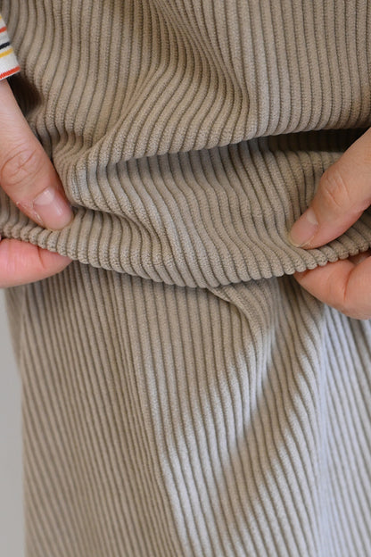 カットコーディロイバックスリットスカート