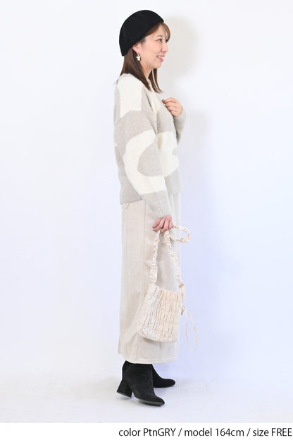 アート柄シャギーニットプルオーバー