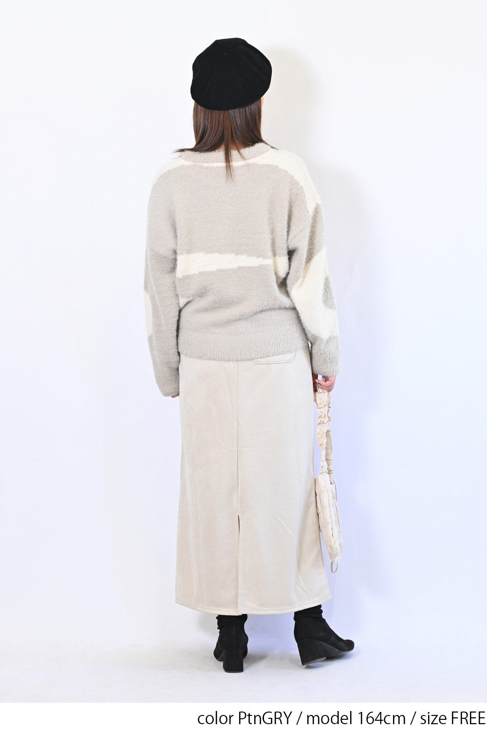 アート柄シャギーニットプルオーバー
