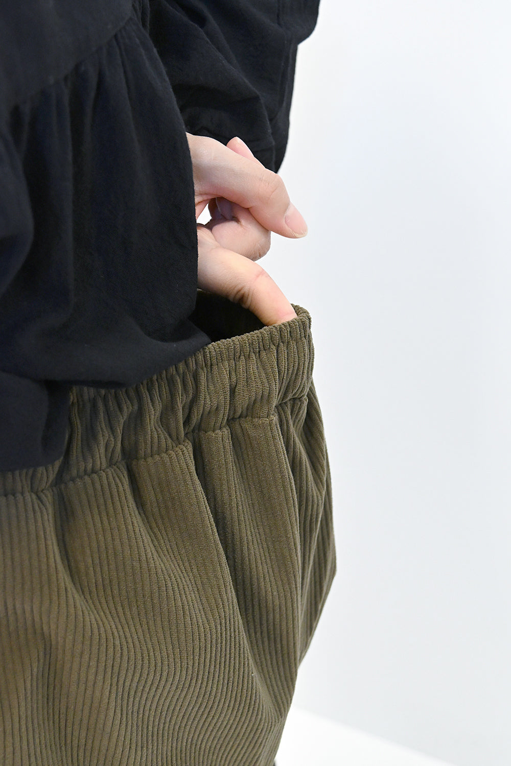 カットコーデュロイイージーカーブパンツ