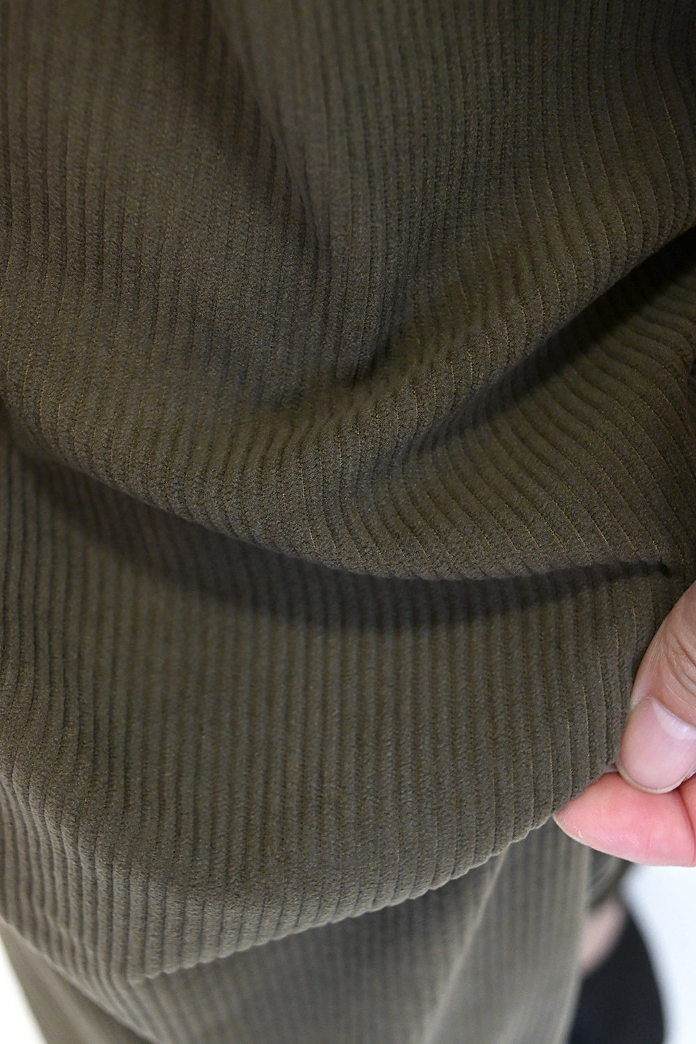 カットコーデュロイイージーカーブパンツ