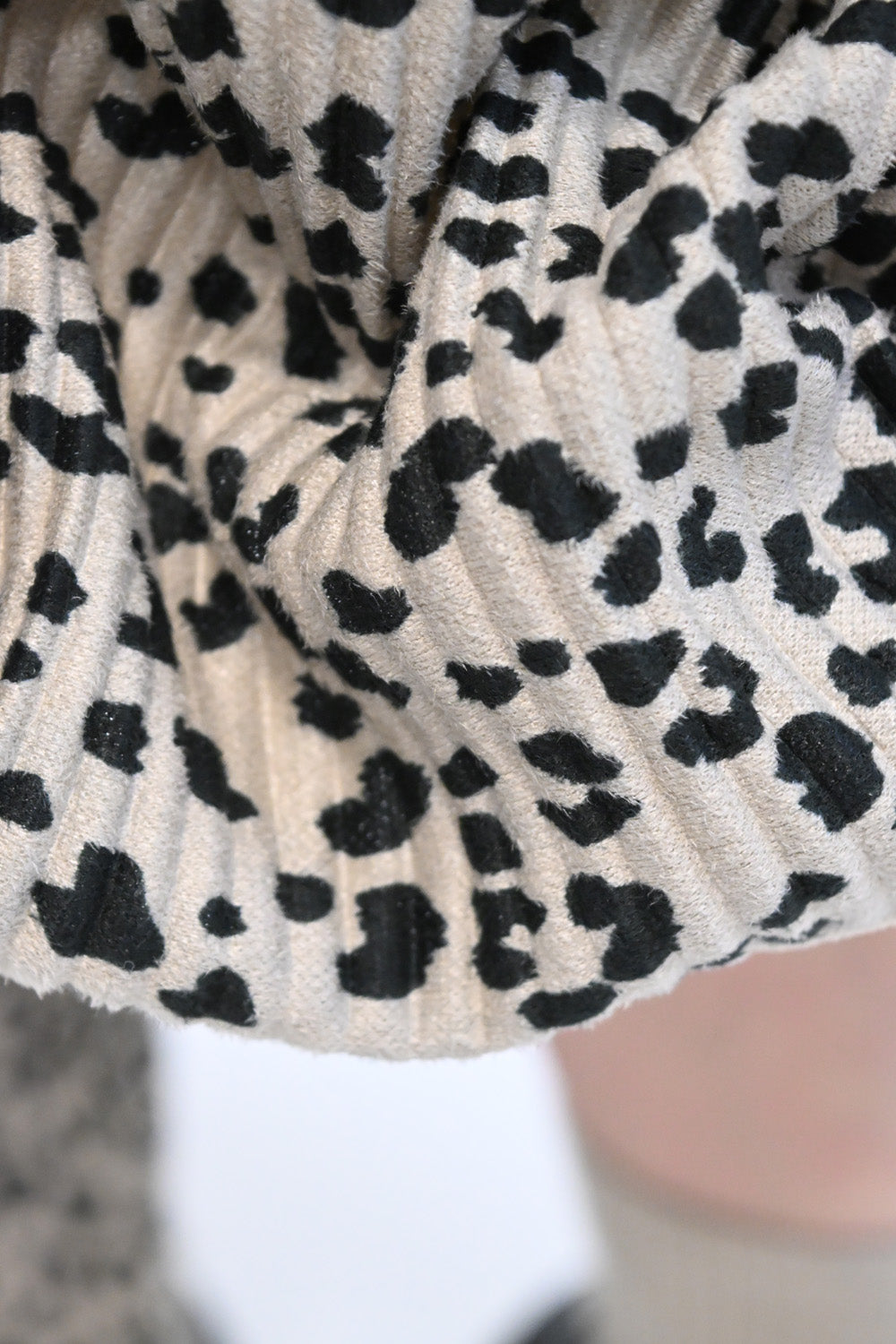 ≪SALE≫Assorted Pattern Pleated Pants