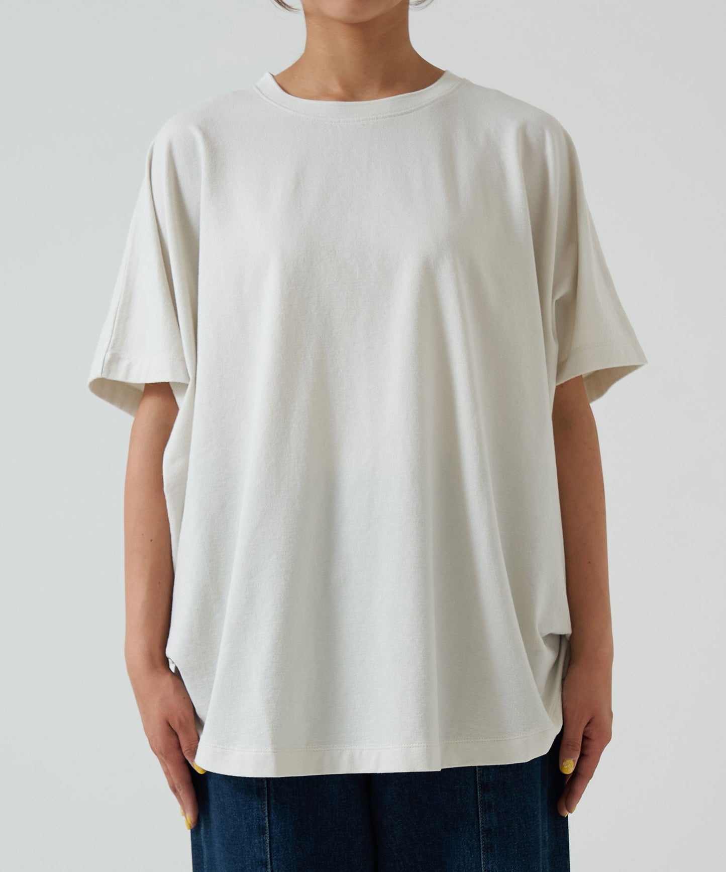 《Scheduled for Arrival Soon》Cut Crepe Back Henley Dolman Tunic