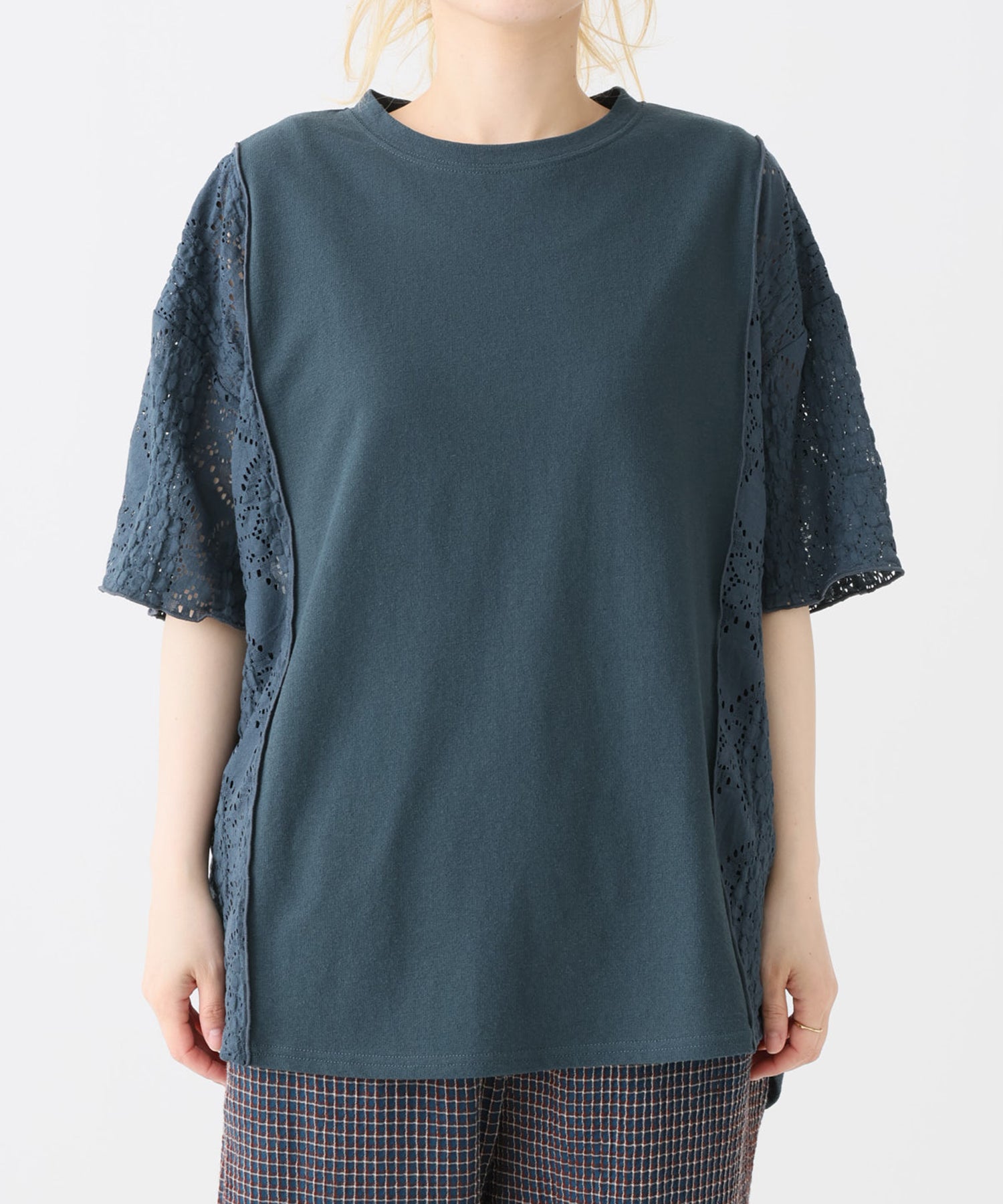 ブルー ※この画像が実物に最も近いお色味です
