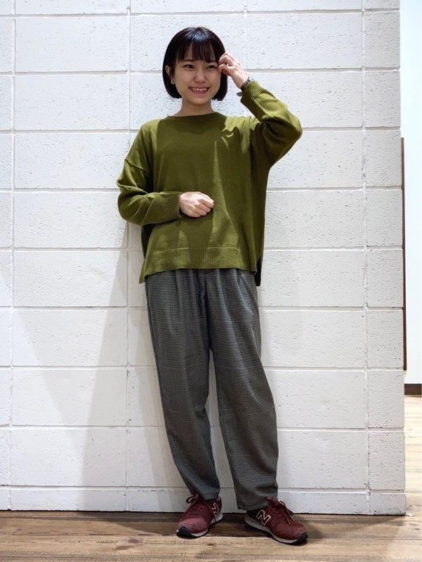 イージータックパンツ