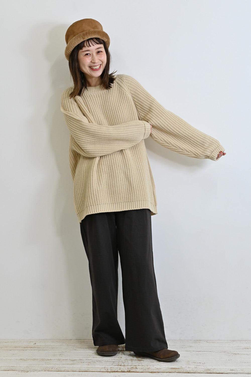 畦編みニットプルオーバー