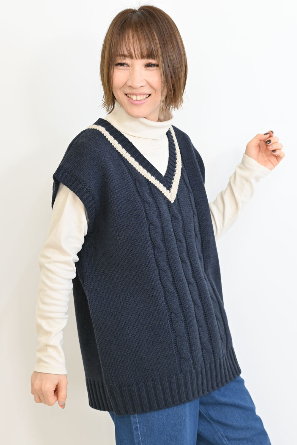 チルデンニットベスト