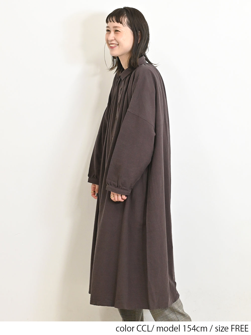 まとめ買いクーポン対象／≪SALE≫衿つきざっくりワンピース
