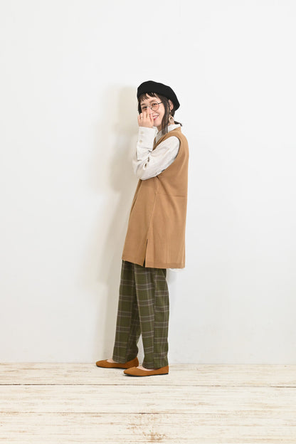 イージータックパンツ